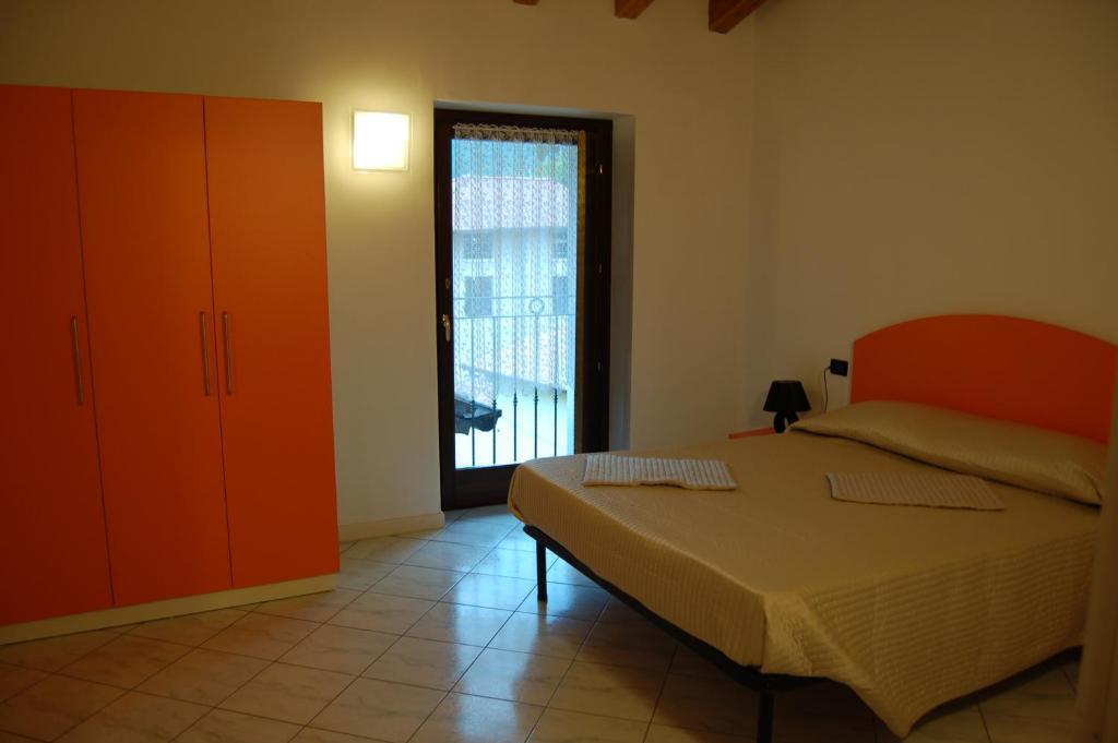 Agriturismo Rocca Dei Marchesi Sabbio Chiese Ruang foto