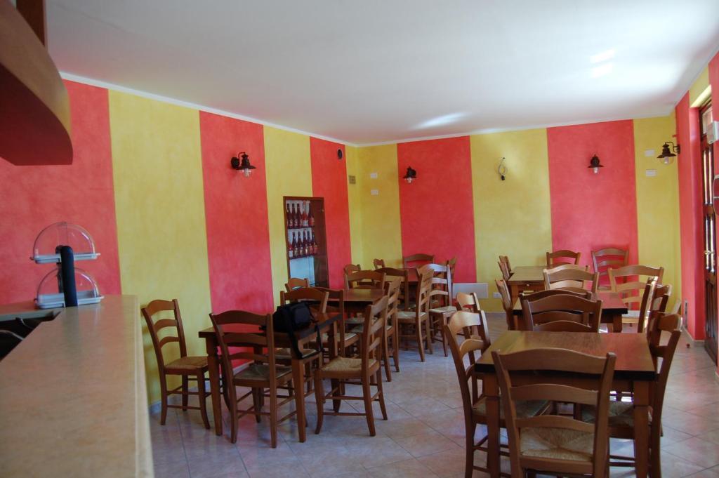 Agriturismo Rocca Dei Marchesi Sabbio Chiese Bagian luar foto