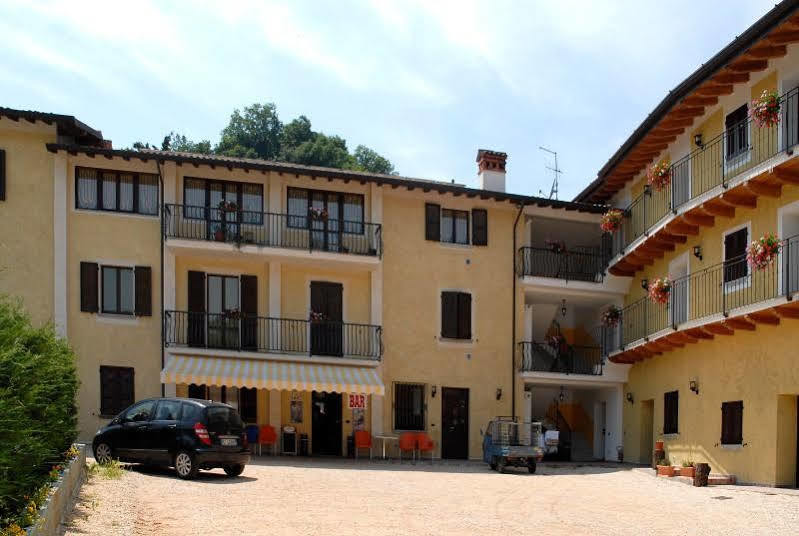 Agriturismo Rocca Dei Marchesi Sabbio Chiese Bagian luar foto